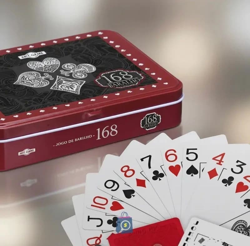 Kit 2 Jogos Baralhos Luxo Plástico Resistente Estojo de Lata