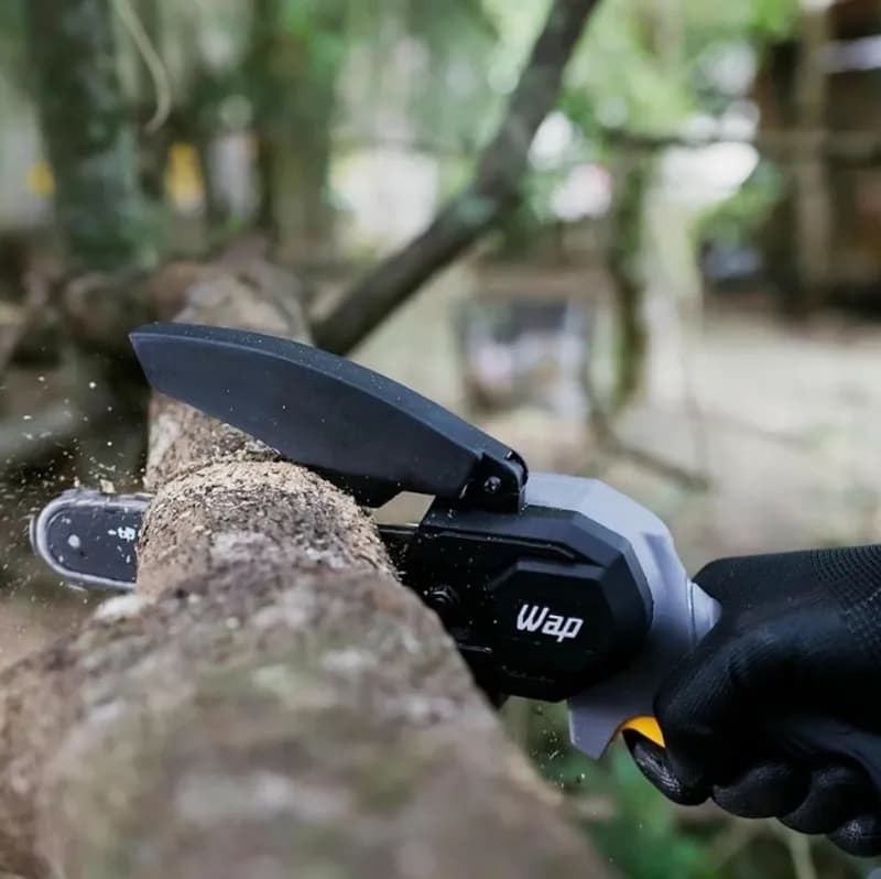 WAP Motoserra Sabre à Bateria 6" K21 S01, com Autonomia de 20 Minutos e Corte Máximo de 10cm, 3600rpm 21V Bivolt