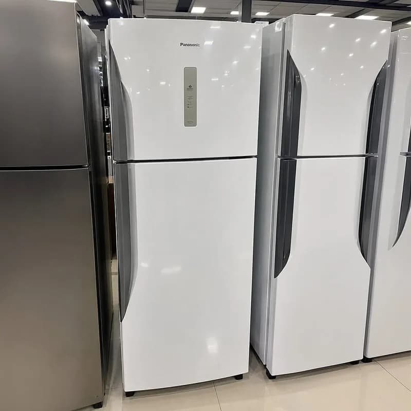 Refrigerador Panasonic 391l Branco Nr-bt41pd2w Branco 220V