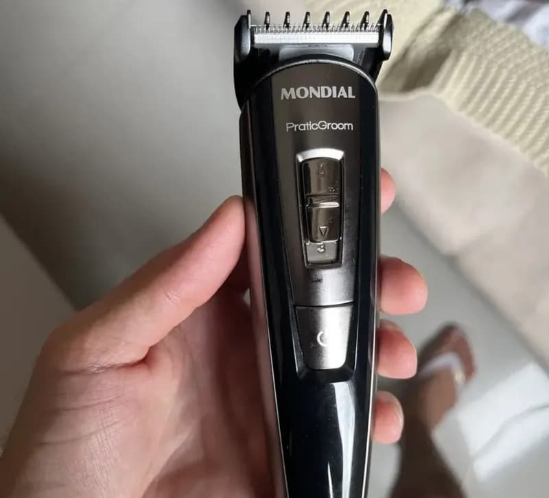 Aparador de Pelos PraticGroom Mondial