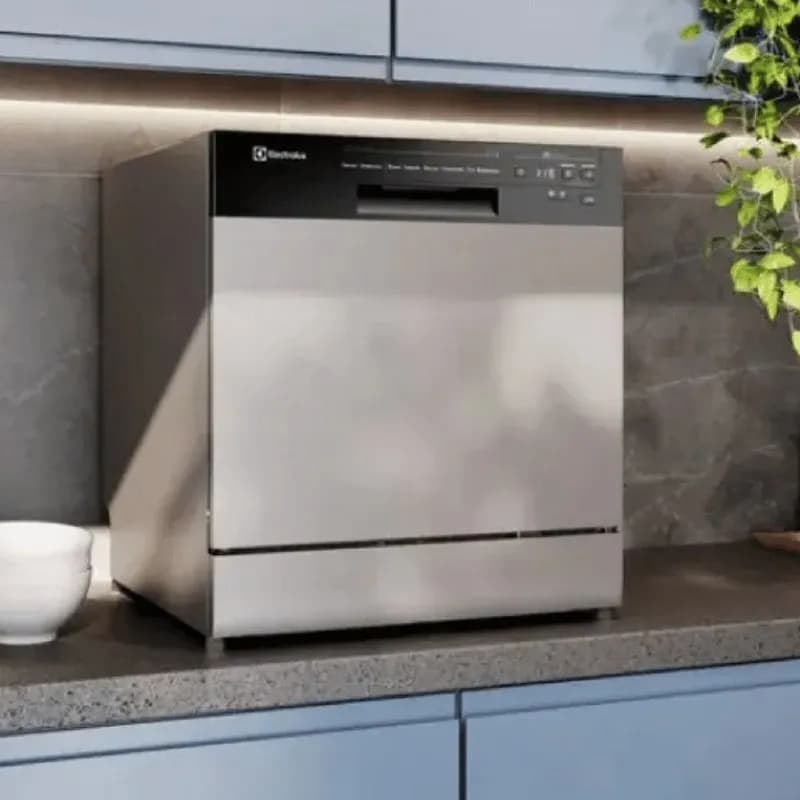 Lava-Louça Electrolux 8 Serviços Inox