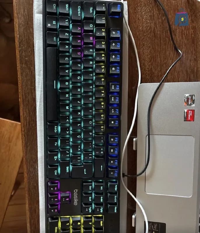 Teclado Mecânico Sem Fio com Tela Tri-Mode RGB