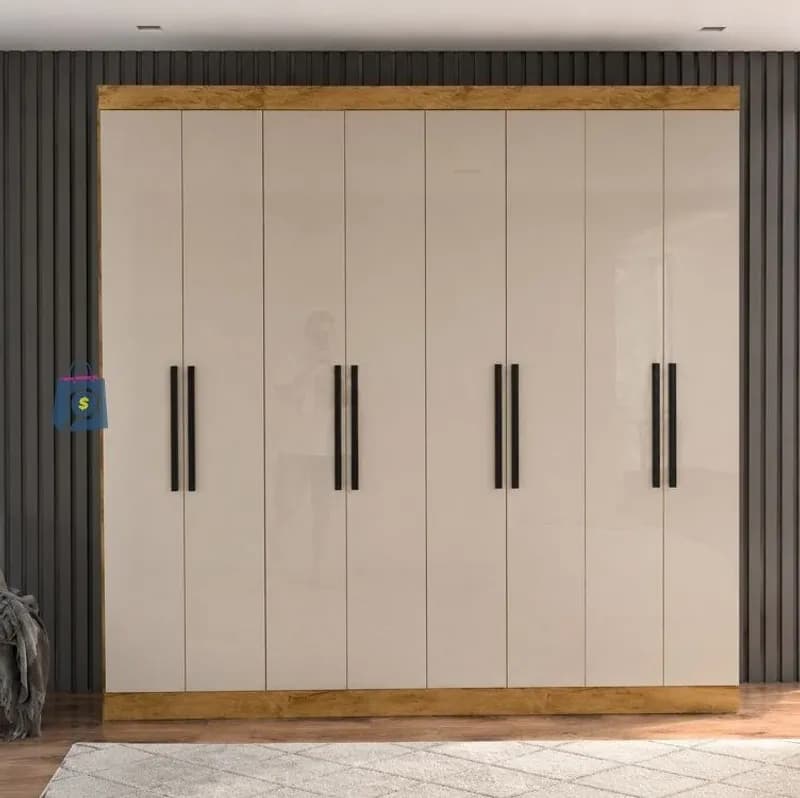 Guarda-roupa Casal 8 Portas 4 Gavetas Araplac